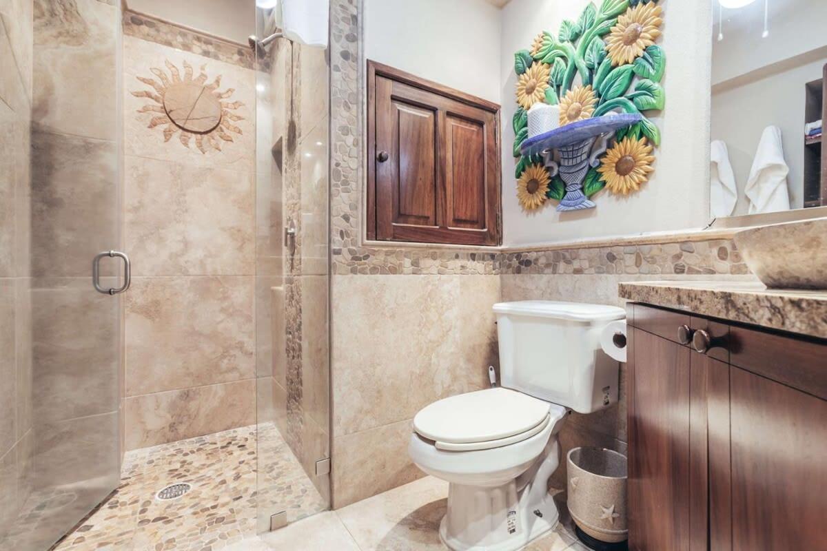 Apartamento Ocean View 2br Condo-balcony-beach-pool